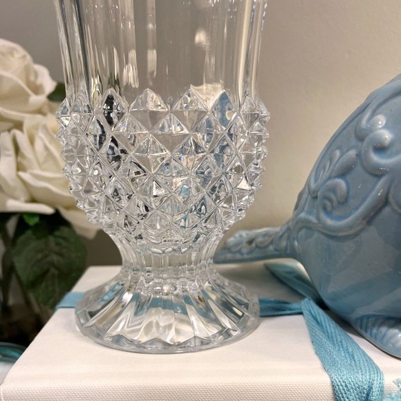 Cottagecore Vintage Cristal D'Arques Durand Longchamp Crystal Footed Flower Vase - Picture 4 of 8